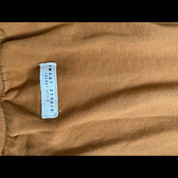 Burnt Orange Sweatshirt - Picture 4 of 5